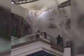 Las precipitaciones en el Área Metropolitana de Monterrey provocaron el colapso del techo de cristal en un centro comercial del municipio de San Pedro Garza García, Nuevo León.