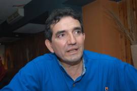 A diferencia de la gestión de Alejandro Gertz en la FGR, que señaló la probable responsabilidad de funcionarios de la Fiscalía estatal en el montaje del asesinato de Cuén (foto), la de Ernestina Godoy sólo apunta a Corrales.