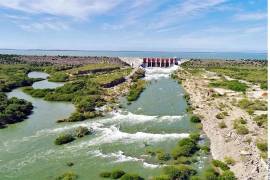La Presa El Cuchillo, la más grande de Nuevo León y principal fuente de agua potable de la Ciudad, pasó de tener un llenado del 81% el domingo a uno del 69 por ciento el día de ayer por los desfogues a cargo de la Conagua.