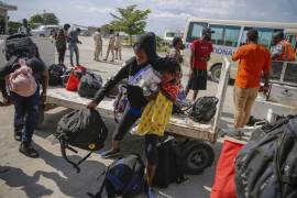 Cientos de migrantes denuncian las condiciones de deportación. Todos son hostiles a las autoridades haitianas que, según dicen, recibieron dinero para firmar su deportación.