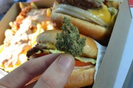 Carls Jr. vende la primera hamburguesa con cannabis de la historia