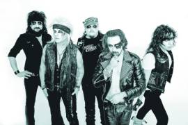 Moderatto sigue rockeando