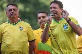 Ramagem, un ex oficial de la policía federal, fue sentenciado a 16 años de prisión después de que el Tribunal Supremo del país concluyera que había convertido al servicio de inteligencia brasileño en una unidad clandestina de contrainteligencia.