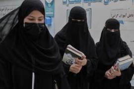 La agencia de las Naciones Unidas advirtió que las consecuencias de las políticas de los talibanes ahora van mucho más allá de las aulas, ya que las mujeres tienen prohibido acceder a la mayoría de los trabajos remunerados y a las profesiones de cara al público.