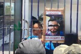 La madre de la menor agredida, con apoyo del grupo feminista, exige que se haga justicia.