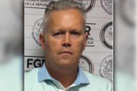 El primer recurso, impuesto por Servicios Portuarios, fundada en 1993 por Thompson Navarro reclama ambas gestiones junto con el bloqueo de sus cuentas bancarias.