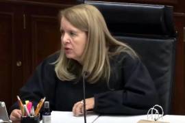 La Ministra Loretta Ortiz recordó que al iniciar la nueva integración en la Suprema Corte, a los Ministros les cancelaron el seguro de gastos médicos y la pensión de jubilación, entre otros conceptos.