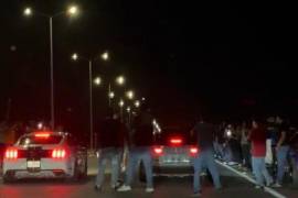 Vecinos denunciaron que grupos de automovilistas se reúnen durante las noches en vialidades del norte de la ciudad para realizar carreras de velocidad.
