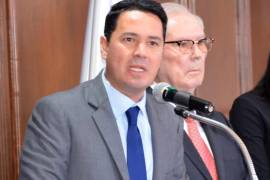 ”Luego de los resultados electorales a nivel nacional y en los municipios de Coahuila, debemos replantearnos qué es lo que sigue, pero desde los cimientos, desde la ciudadanía”, dijo Aguado.