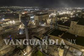 $!La zona industrial del bulevar Isidro lópez es el punto que más reportes de contaminación tiene.