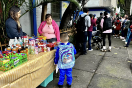 La Alianza por la Salud Alimentaria presentó una denuncia ante Cofepris contra productos que se promocionan como opciones para la lonchera escolar.