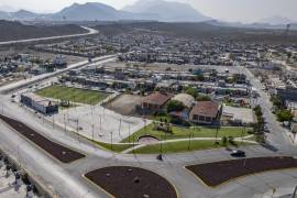 Los nuevos desarrollos habitacionales, como Rincón de los Pinos, responden al crecimiento poblacional impulsado por la expansión industrial de Ramos Arizpe. FOTO: OMAR SAUCEDO