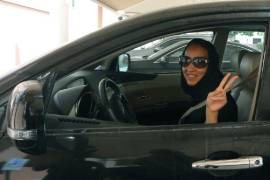 Arabia Saudita permitirá que las mujeres conduzcan