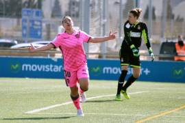 Mexicana Charlyn Corral festejó su primer 'Póker' de goles en España