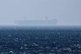 La situación se complica por la entrada de los hutíes de Yemen —aliados de Irán— que el sábado dispararon misiles hacia Israel.