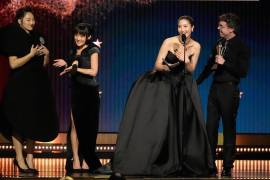 Corona. El equipo de Las guerreras K-pop levantó el premio a Mejor Película Animada tras imponerse a fuertes competidores.