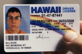 Si cada vez que ves tu credencial para votar piensas “yo no soy así”, no eres la única persona.