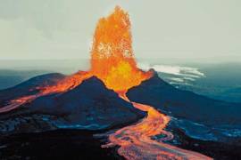 El Mauna Loa, como se dijo al principio, es un volcán ubicado en la isla de Hawái, Estados Unidos.