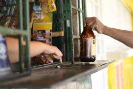 El Gobierno Municipal aclaró que no existe autorización para ampliar el horario de venta de alcohol en tiendas de conveniencia, como OXXO o SIX, durante el mes de diciembre.