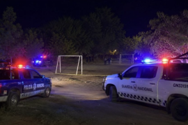 Cuatro futbolistas fueron asesinados y otros tres resultaron gravemente heridos tras ser perseguidos por hombres armados.