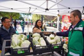 El “Mercadito de a peso todos por más” recorrió la colonia Manantiales, generando ahorro y respaldo a las familias ramosarizpenses.