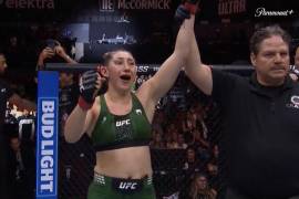 Regina Tarín cosechó la victoria por decisión unánime ante Ernesta Kareckaitė en UFC Fight Night México 2026, evento celebrado en la Arena CDMX, donde la mexicana debutó con récord invicto de 8-0.