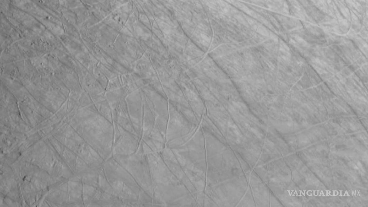 Sonda espacial Juno realiza el sobrevuelo más cercano a la luna Europa de Júpiter en más de 20 años