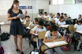 Las maestras y maestros de México recibirán un aumento salarial de al menos 1 por ciento durante este año