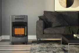 Antes de encenderlos, es necesario limpiarlos y darles mantenimiento porque acumulan pelusa y basura al guardarse.