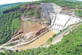 Los habitantes de las tres comunidades cuestionaron al director de Conagua qué garantía habrá de no regresar al proyecto de una presa de 105 metros de altura