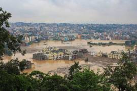 Las lluvias comenzaron a última hora del jueves, y desde entonces azotaron con fuerza gran parte del país, pero sobre todo las regiones del centro y el este