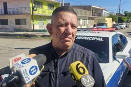 La Policía Municipal de Torreón ha apoyado a los migrantes con alimentos y cobijas, dijo el Comisario de Seguridad Pública Municipal, César Antonio Perales.