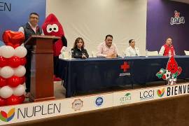 Representantes de empresas laguneras, entre ellas LALA, se sumaron al arranque del Donatón 2026, iniciativa que busca fortalecer la cultura de la donación altruista de sangre en la región. FOTO: SANDRA GÓMEZ