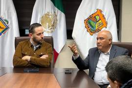 José Antonio Galván, derecha, puso en la mesa el promover las inversiones reduciendo trabas administrativas, como una de la varias propuestas para enfrentar el desempleo.