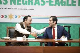El alcalde de Eagle Pass, Aaron Valdez, anunció la firma de un compromiso institucional con el gobernador de Coahuila, Manolo Jiménez Salinas.
