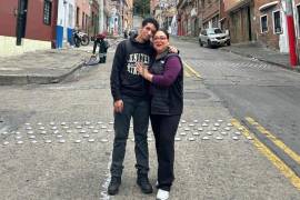 George y Nora se conocieron por internet y hoy, separados por miles de kilómetros, enfrentan juntos las consecuencias del terremoto que golpeó Venezuela.