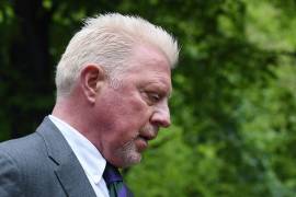 El ex tenista Boris Becker llega al Tribunal de la Corona de Southwark en Londres. Becker está acusado de haber “actuado de manera deshonesta” cuando no entregó trofeos y medallas para pagar sus deudas.