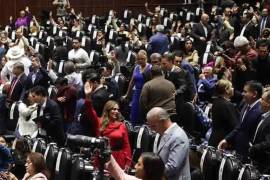 Actualmente, el número de plazas asciende a 7 mil 501, por las que se pagarán más de 5 mil millones de pesos, equivalente a 54% del presupuesto que se dio a la Cámara de Diputados.