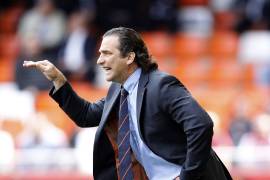 León confirma salida de Pizzi, nuevo técnico de Chile