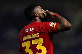 Julián Quiñones anotó con Al-Qadsiah en la Saudi Pro League, donde lidera la tabla de goleo superando momentáneamente a Cristiano Ronaldo.