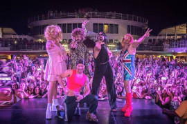 Video: Los Backstreet Boys vaya que saben divertir a sus fans y se transforman en las Spice Girls