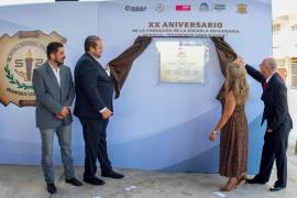 Durante el aniversario se develó una placa conmemorativa y se reconoció a quienes participaron en la fundación y consolidación del plantel.