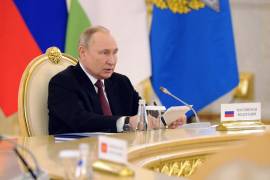El presidente ruso Vladimir Putin asiste a una reunión de los líderes de los estados miembros de la Organización del Tratado de Seguridad Colectiva (OTSC) en el Kremlin en Moscú, Rusia.
