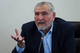 Adán Augusto López Hernández, presidente de la Junta de Coordinación Política del Senado, ofreció conferencia de prensa en la sede del Senado de la República para aclarar la información difundida en un cadena de noticias en la que afirmaron que ocultó ingresos en su declaración patrimonial.