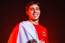 Mateo Chávez es el único futbolista mexicano que tiene su lugar asegurado con el AZ Alkmaar para arrancar la próxima Temporada de la Eredivisie.