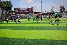 Gracias a la vigilancia policiaca, la cancha rehabilitada en la colonia Mirasierra se encuentra en óptimas condiciones.
