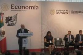 Durante la inauguración del Foro de Semiconductores México-Estados Unidos, el subsecretario de Comercio e Industria, Vidal Llerenas, comentó que el país busca formar parte de las cadenas estratégicas que quieren regresar a América del Norte.