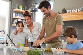 Poca participación masculina en los cuidados del hogar en los estados del norte: Colef