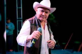 El hombre, de 65 años de edad, es originario de Huetamo, Michoacán, y fundador de la banda “Don Beto y sus Canarios”.