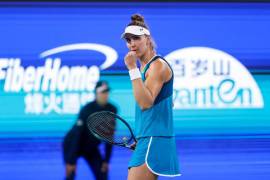 Con un marcador final de 7-6 (7), 6-, la brasileña quiere encaminarse al triunfo en el Abierto de Wuhan.